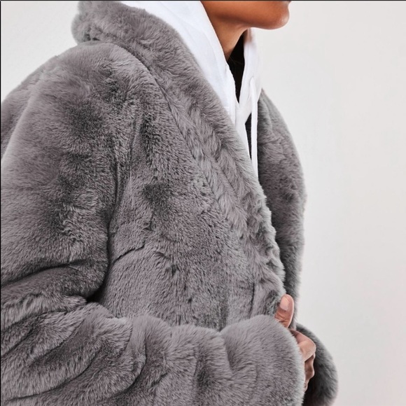Faux fur winter coat 😍 - Picture 4 of 7